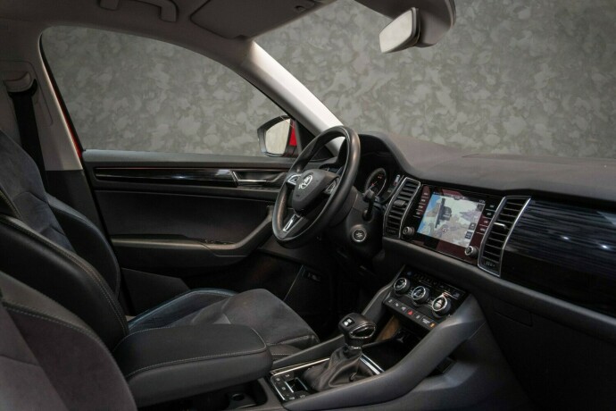 skoda-kodiaq-bensin-2017-big-35