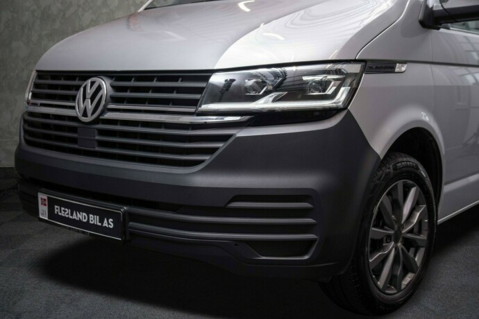 volkswagen-transporter-diesel-2022-big-2