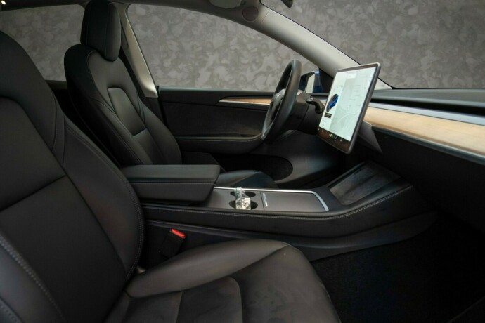 tesla-model-y-elektrisitet-2021-big-31