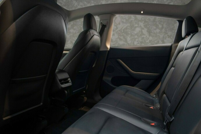 tesla-model-y-elektrisitet-2021-big-28