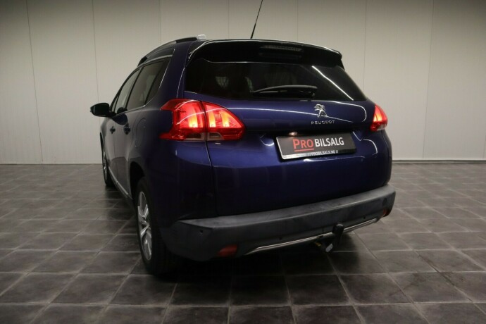 peugeot-2008-bensin-2013-big-2