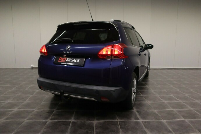 peugeot-2008-bensin-2013-big-1