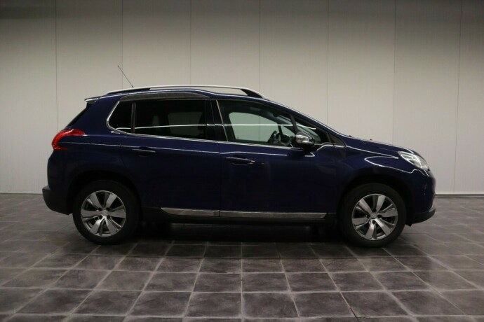 peugeot-2008-bensin-2013-big-5