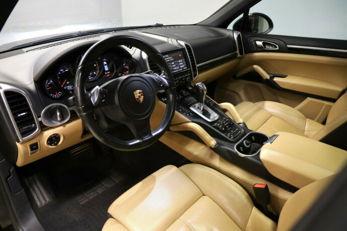 porsche-cayenne-diesel-2014-big-3