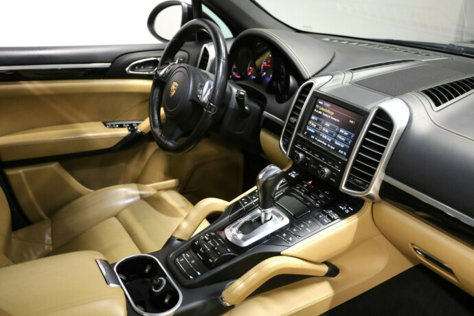 porsche-cayenne-diesel-2014-big-7