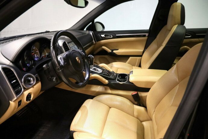 porsche-cayenne-diesel-2014-big-4