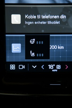 volvo-xc-40-elektrisitet-2022-big-16