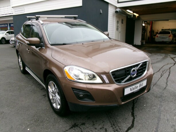 volvo-xc-60-diesel-2010-big-0