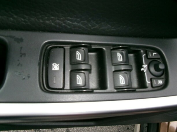 volvo-xc-60-diesel-2010-big-10
