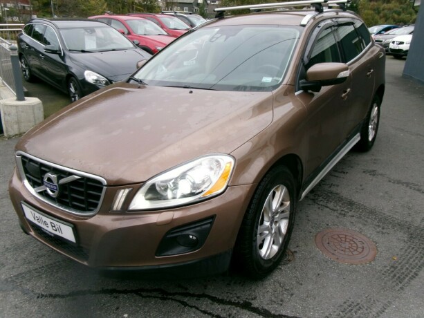 volvo-xc-60-diesel-2010-big-2