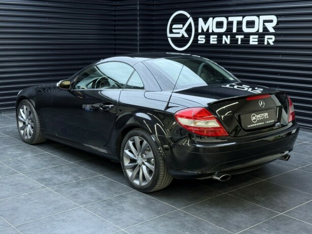 mercedes-benz-slk-bensin-2005-big-4