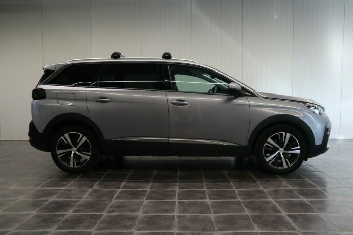 peugeot-5008-diesel-2019-big-2