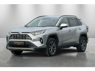 Toyota | RAV4 | Elektrisitet+bensin | 2022