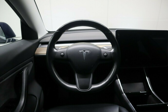 tesla-model-3-elektrisitet-2019-big-20