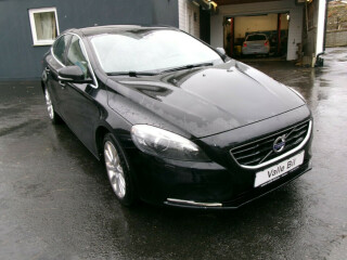 Volvo | V40 | Diesel | 2014