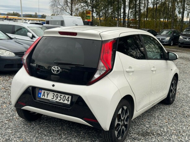 toyota-aygo-bensin-2019-big-6