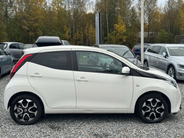 toyota-aygo-bensin-2019-big-7