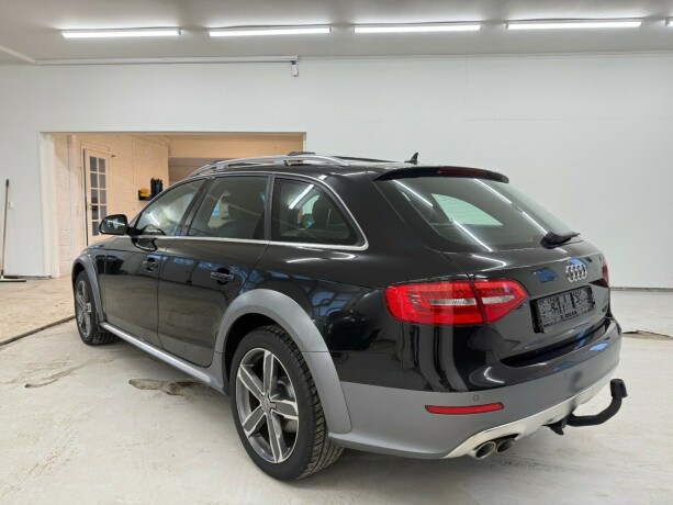 audi-a4-allroad-diesel-2013-big-4