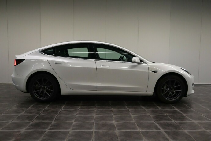 tesla-model-3-elektrisitet-2019-big-4