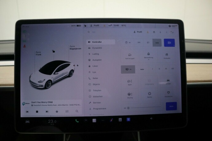 tesla-model-3-elektrisitet-2019-big-25