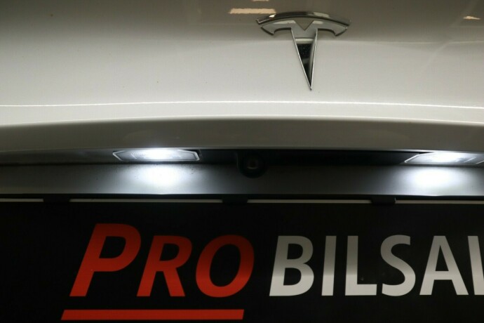 tesla-model-3-elektrisitet-2019-big-39