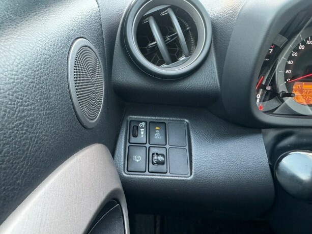 toyota-rav4-diesel-2007-big-15