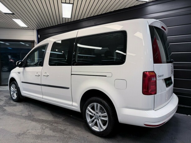 volkswagen-caddy-maxi-bensin-2017-big-5