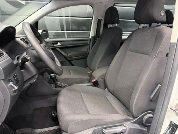 volkswagen-caddy-maxi-bensin-2017-big-12