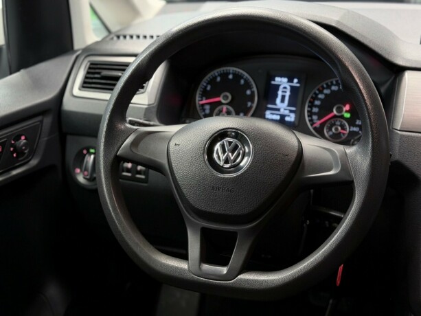 volkswagen-caddy-maxi-bensin-2017-big-21