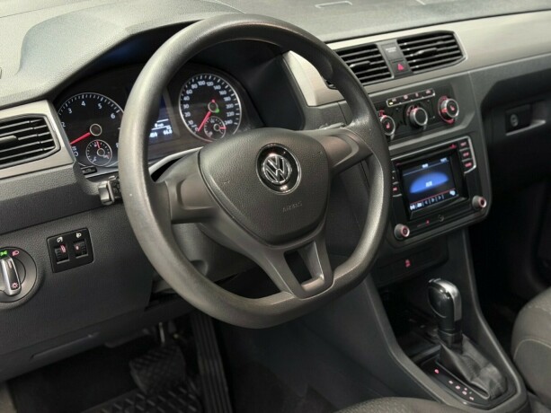 volkswagen-caddy-maxi-bensin-2017-big-10