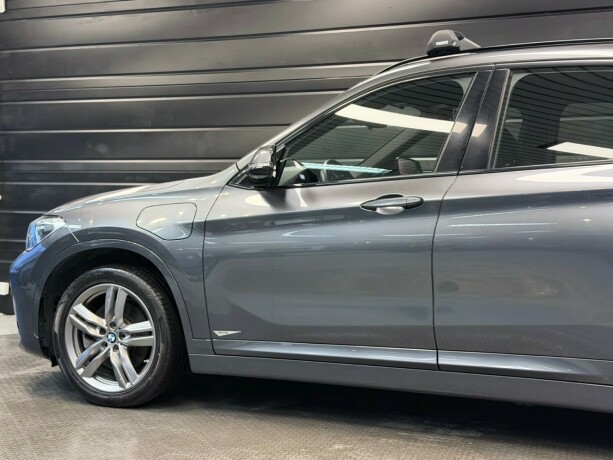 bmw-x1-elektrisitetbensin-2021-big-7