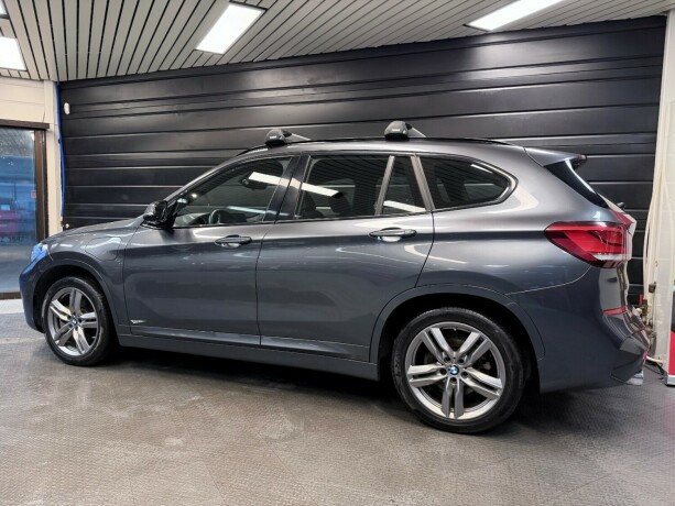 bmw-x1-elektrisitetbensin-2021-big-4