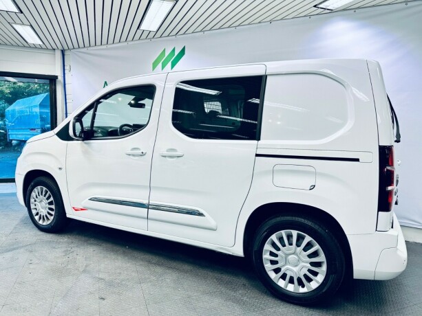 toyota-proace-city-diesel-2020-big-4
