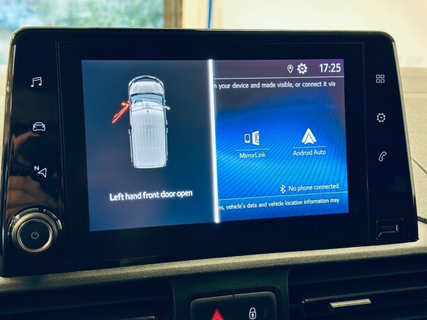 toyota-proace-city-diesel-2020-big-22