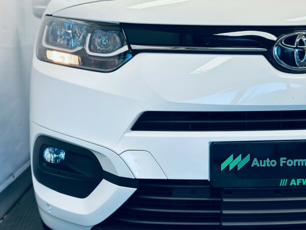 toyota-proace-city-diesel-2020-big-27