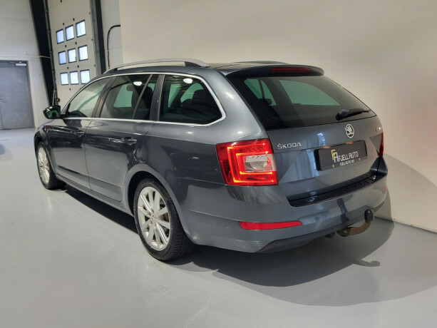 skoda-octavia-bensin-2016-big-7