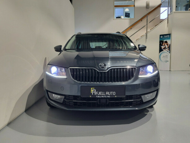 skoda-octavia-bensin-2016-big-3