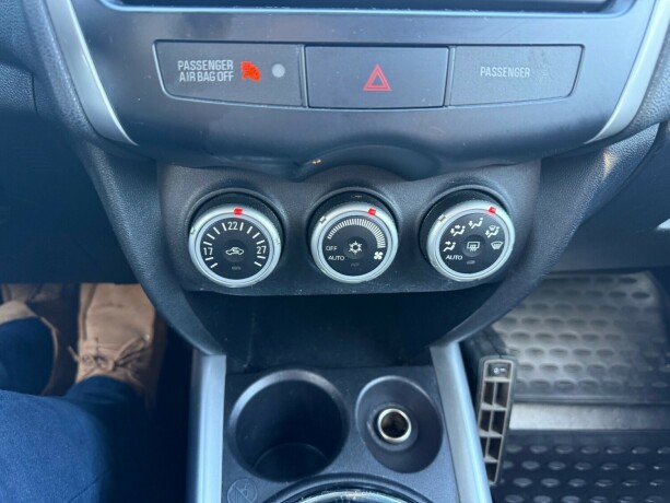 mitsubishi-asx-diesel-2011-big-15