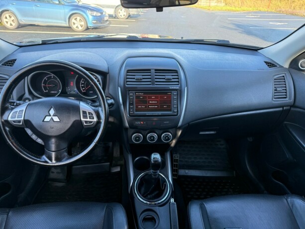 mitsubishi-asx-diesel-2011-big-8