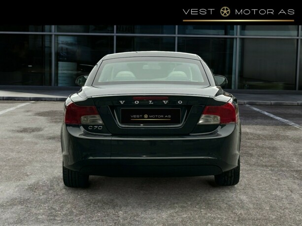 volvo-c70-diesel-2010-big-10