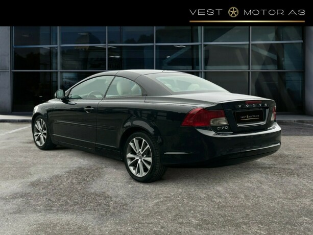 volvo-c70-diesel-2010-big-8