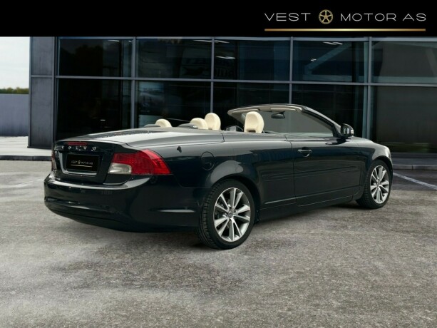volvo-c70-diesel-2010-big-11
