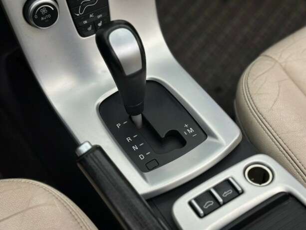 volvo-c70-diesel-2010-big-23