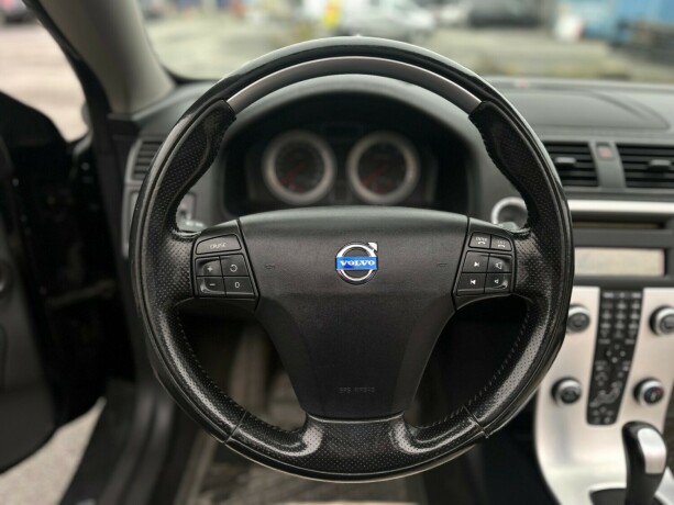 volvo-c70-diesel-2010-big-27