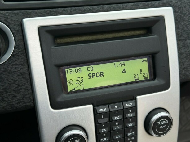 volvo-c70-diesel-2010-big-25