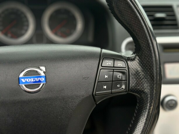 volvo-c70-diesel-2010-big-29