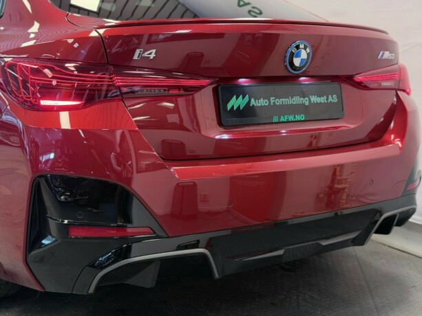 bmw-i4-m50-elektrisitet-2025-big-6