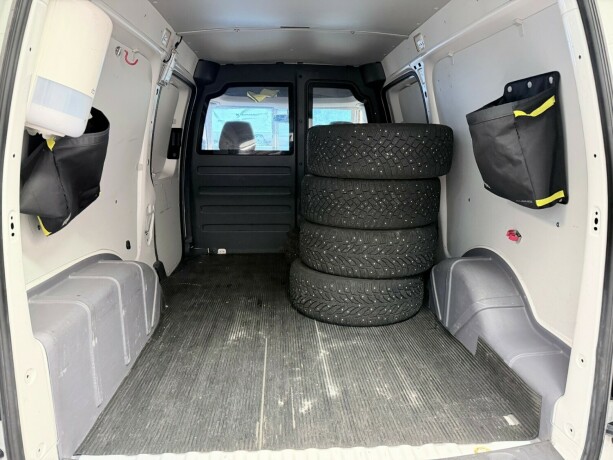 volkswagen-caddy-maxi-diesel-2015-big-22