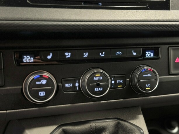 volkswagen-multivan-diesel-2020-big-20