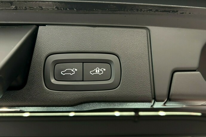 volvo-xc-60-elektrisitetbensin-2020-big-14